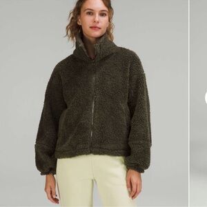 Lululemon Cinchable Fleece Zip Up Sherpa Teddy Jacket in Green Size 0